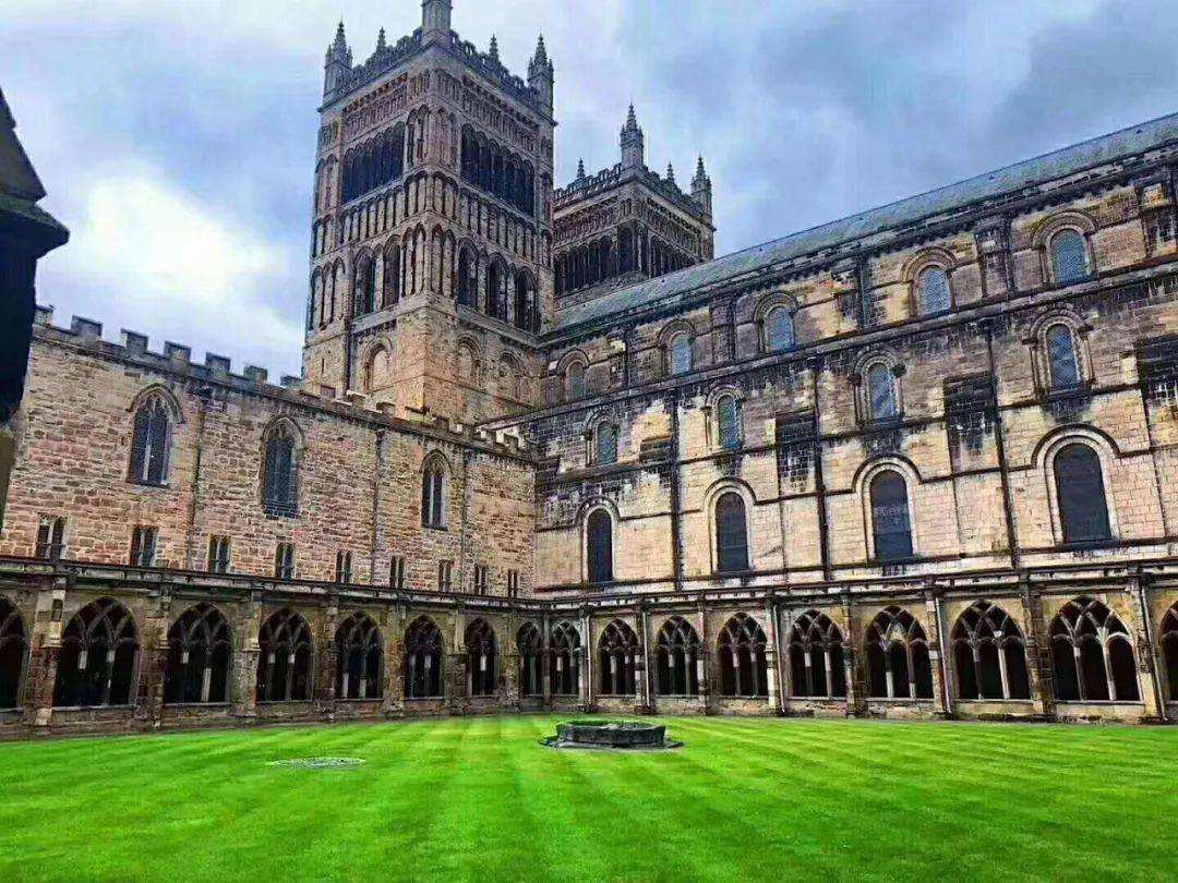 英國(guó)伯明翰大學(xué)