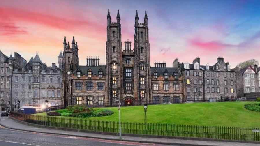 愛丁堡大學