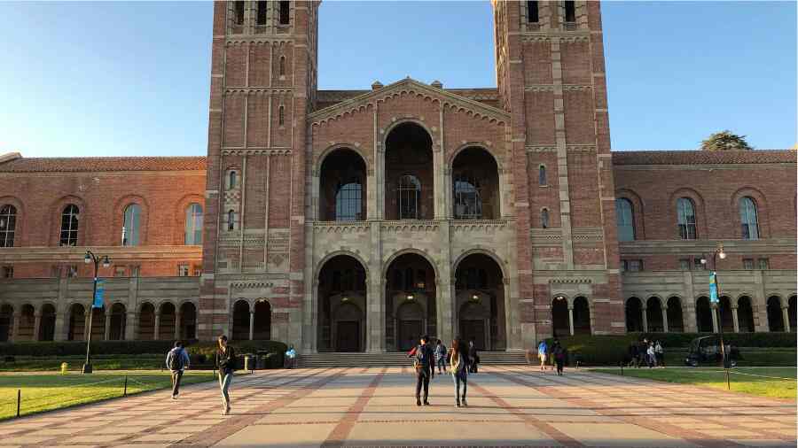 加州大學(xué)初次考試作弊就停學(xué)嗎