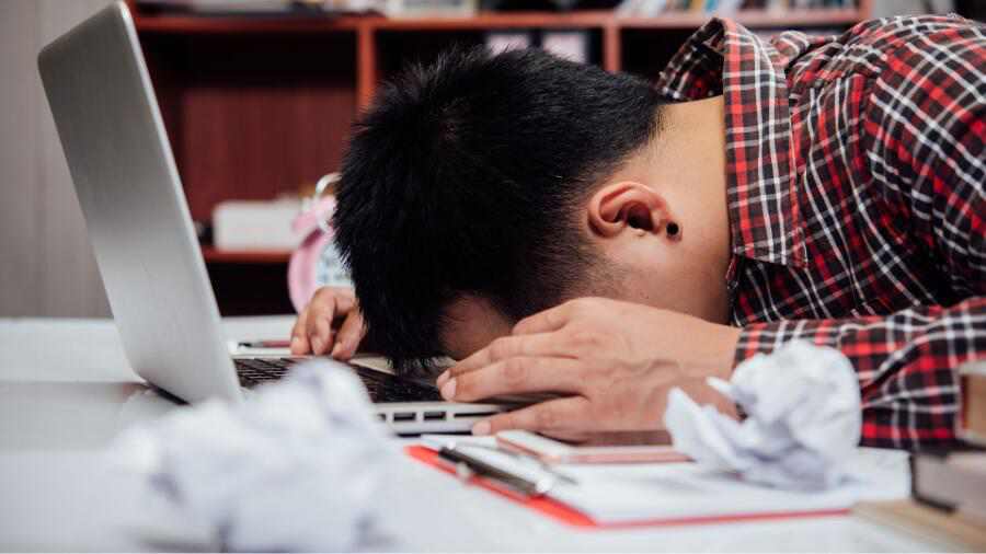 英國(guó)大一補(bǔ)考沒過(guò)怎么辦