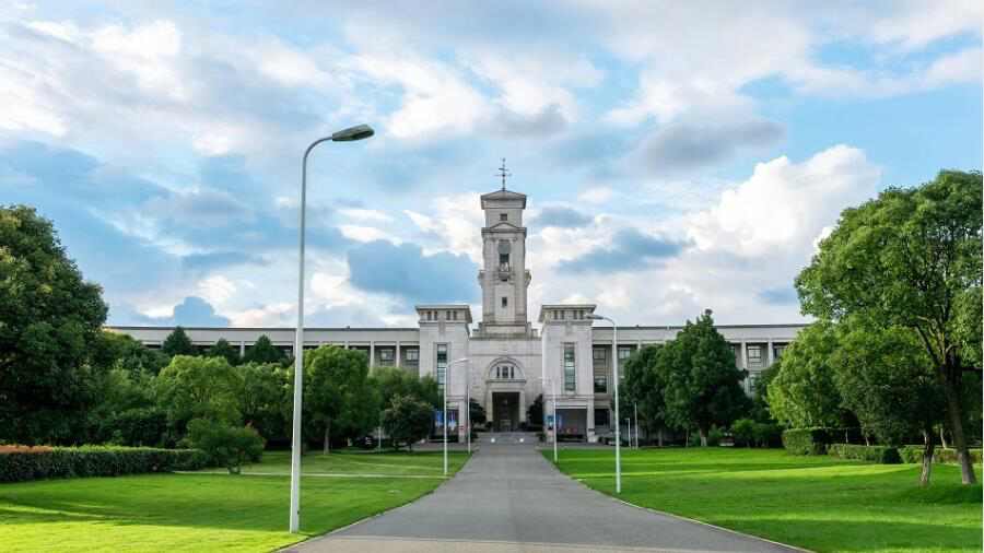 寧波諾丁漢大學(xué)碩士畢業(yè)論文文獻依據(jù)造假怎么辦