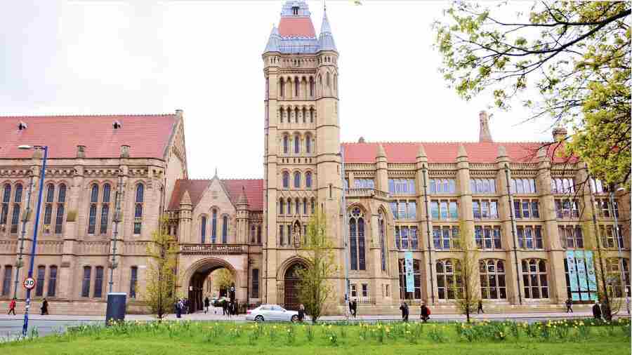 曼徹斯特大學學術課程輔導